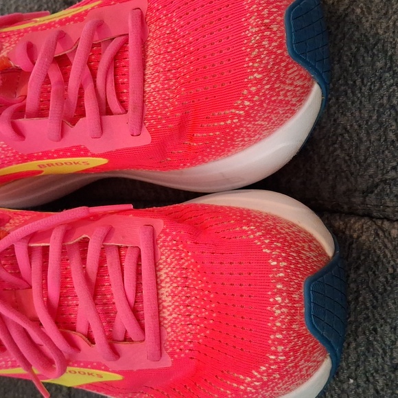 EUC !!! Brooks Size 10 Womens - Picture 11 of 11